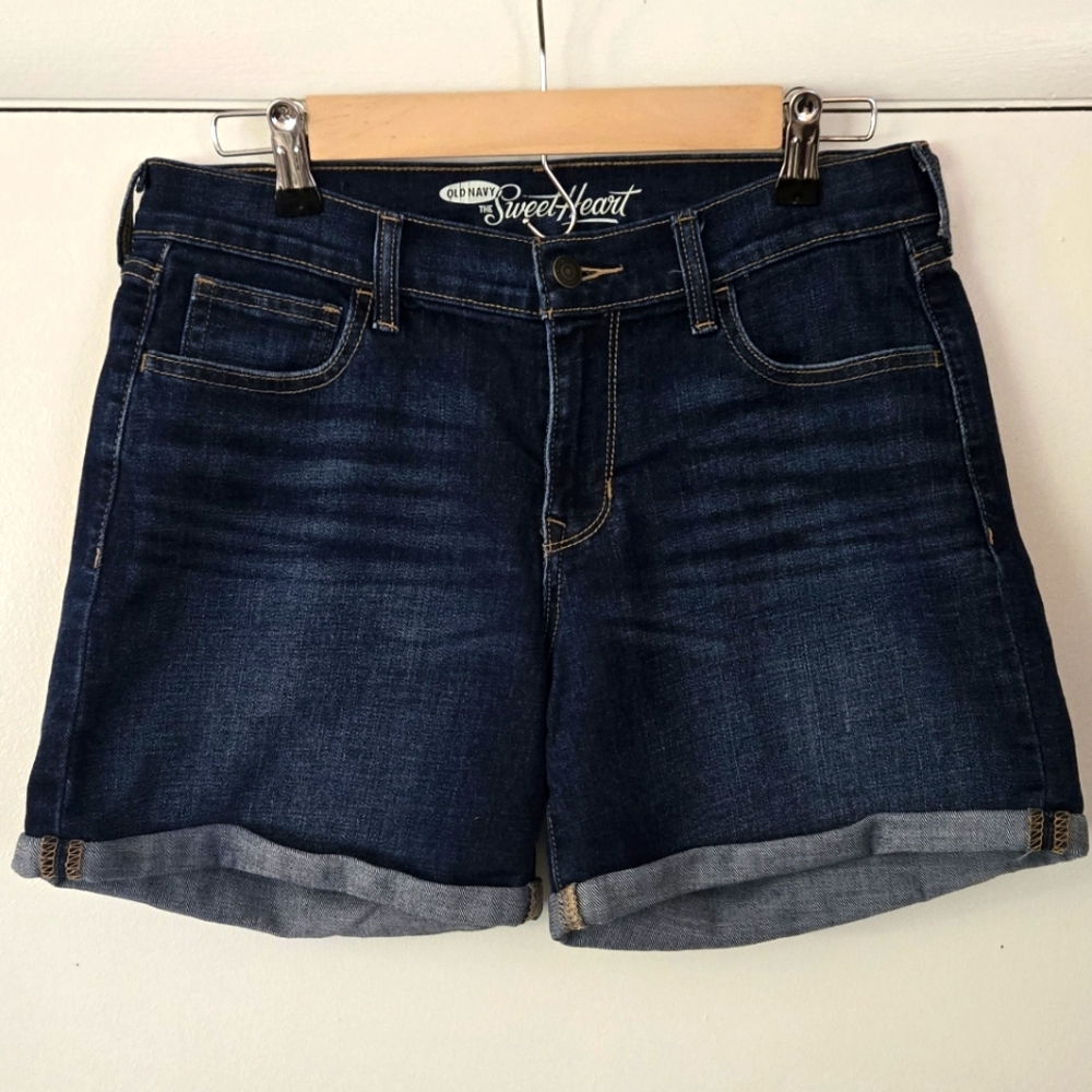 Old Navy Denim Cuffed Sweetheart 5 Inch Shorts Size 6